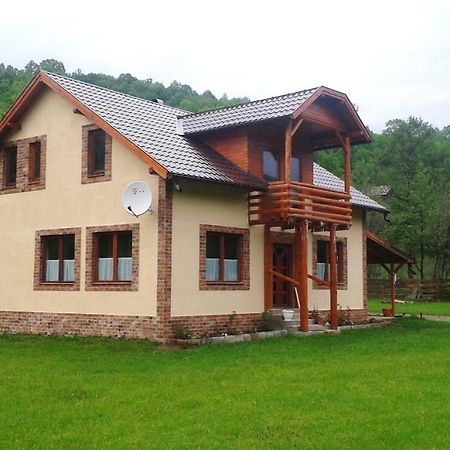 Katalin Kulcsoshaz Hotel Baile Chirui Bagian luar foto