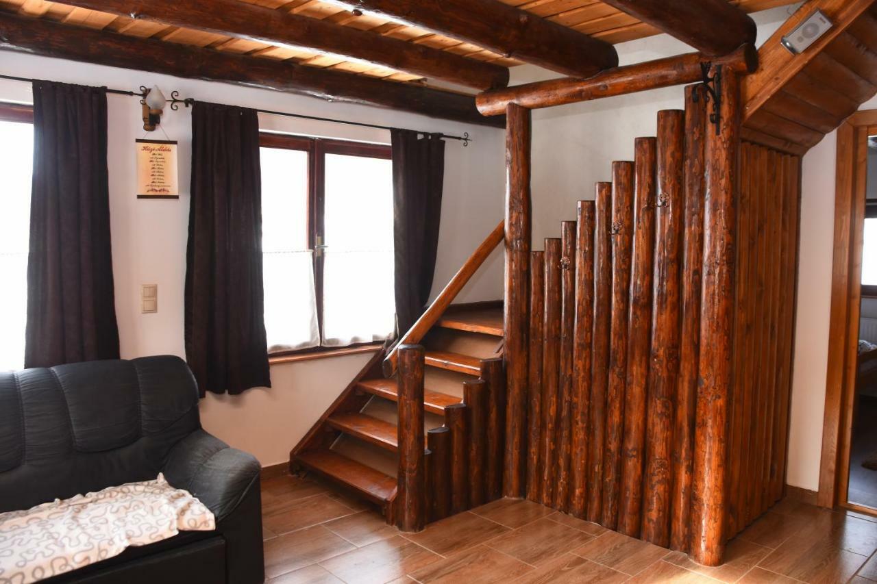 Katalin Kulcsoshaz Hotel Baile Chirui Bagian luar foto